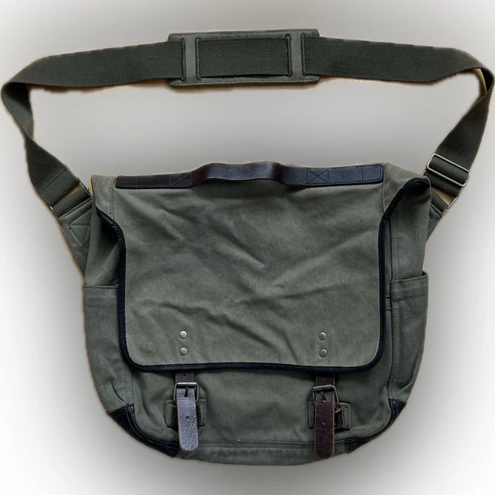 💼J.Crew Green Canvas Fabric & Brown Leather Adjustable Strap Messenger Bag